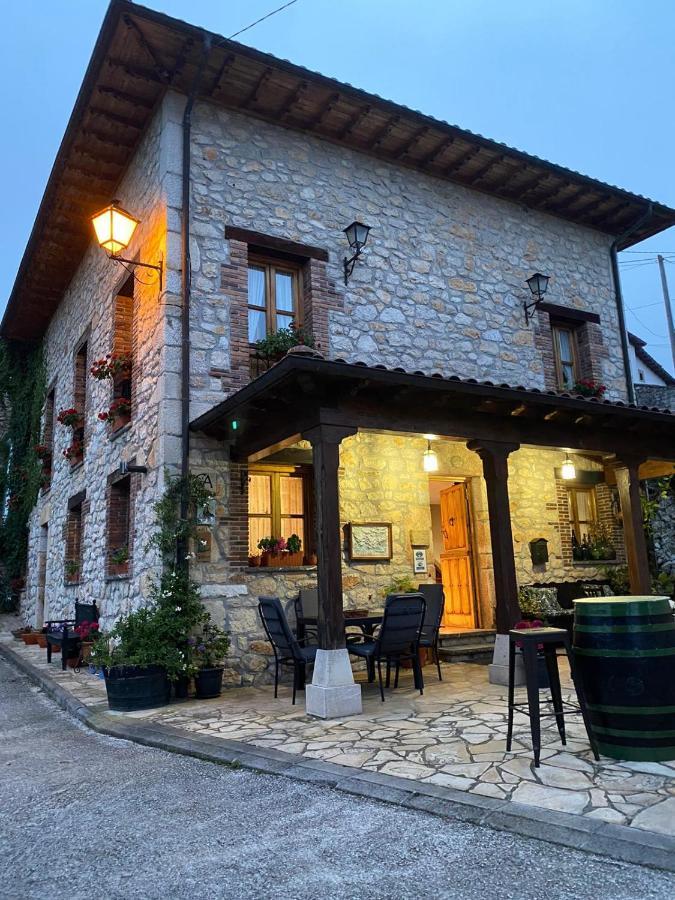 Hostal La Casona del Jou Ortiguero Exterior foto