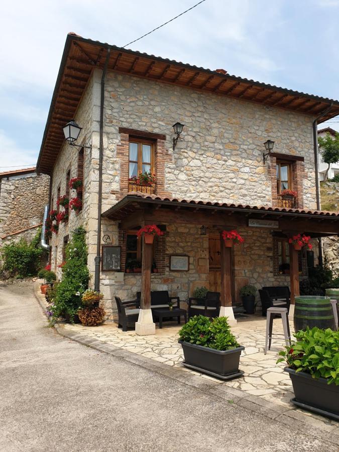 Hostal La Casona del Jou Ortiguero Exterior foto
